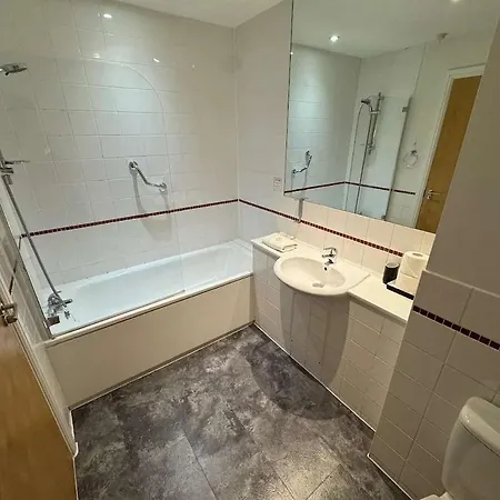 Centre 1 Bed 公寓 *